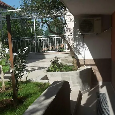 Deluxe Nika Apartament *
