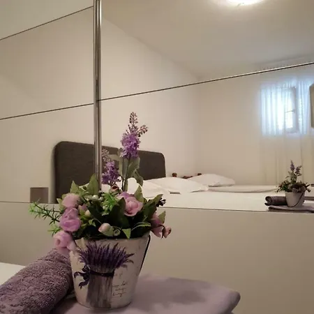 Deluxe Nika Apartament Kaštela